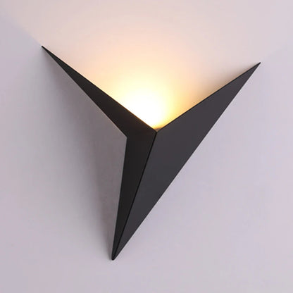 Trigon™ Lámpara de pared